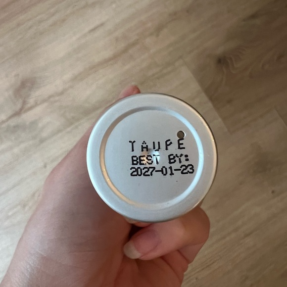 Oxygenetix Foundation - Taupe - Picture 2 of 2